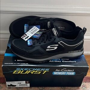 Skechers Burst with air cooled memory foam Men’s Black Athletic Sneakers